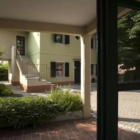 Casa Brina Apartment *